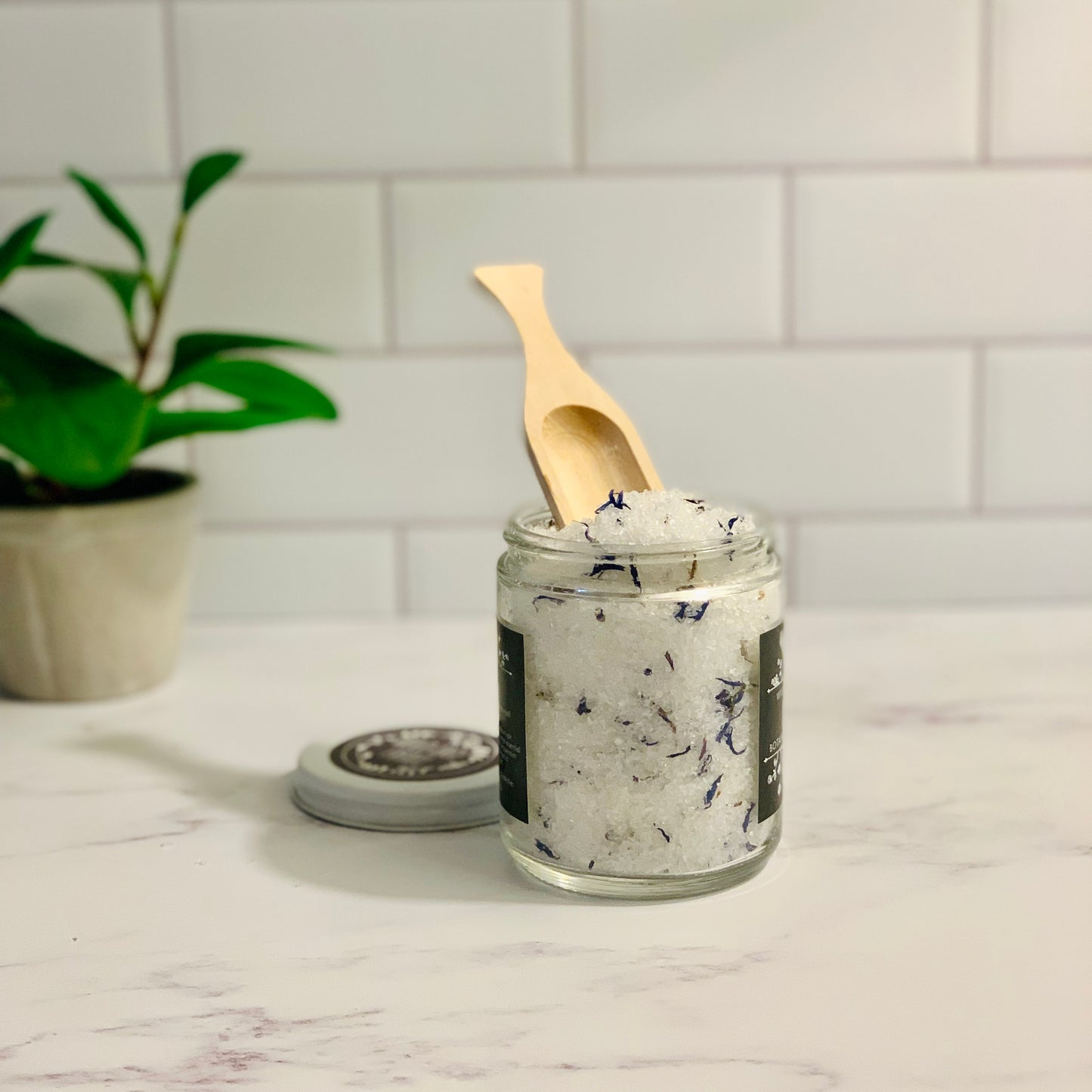 REFRESH Botanical Bath Salts